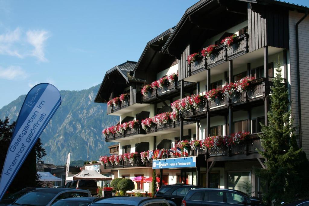Hotel Lindwurm Bad Goisern Buitenkant foto