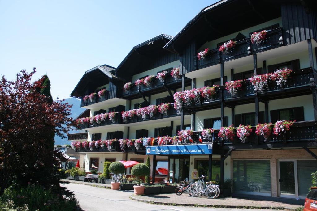 Hotel Lindwurm Bad Goisern Buitenkant foto