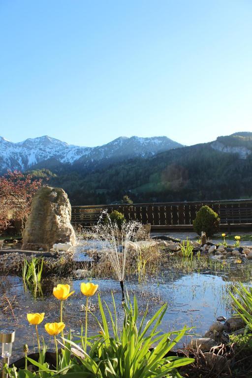 Hotel Lindwurm Bad Goisern Buitenkant foto